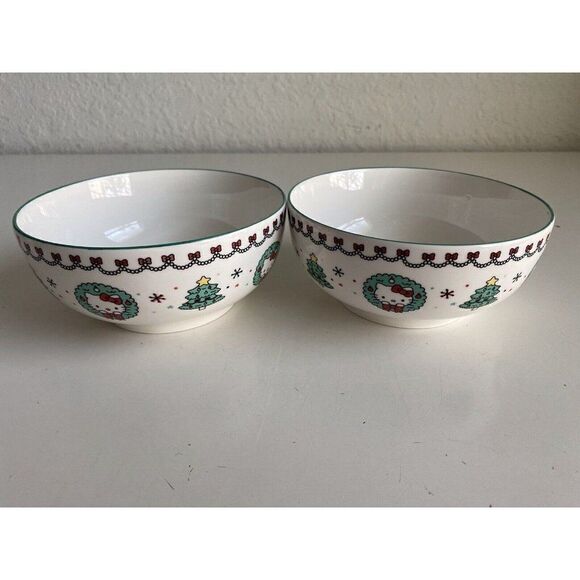 Set Of 2 Sanrio Hello Kitty Ceramic 27 Oz Bowl Christmas Tree Dress Snowflake - Picture 3 of 13